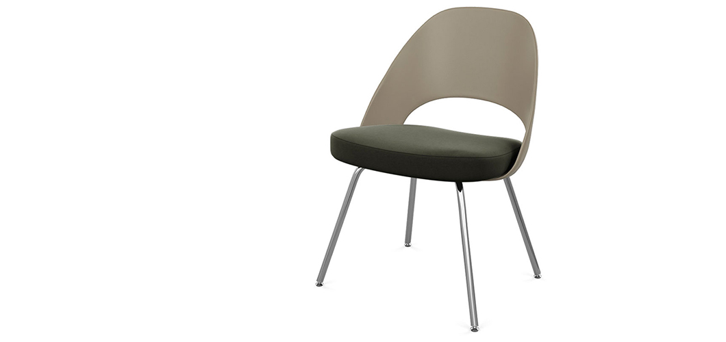 Saarinen Executive Chair with Plastic Back and Tubular Legs